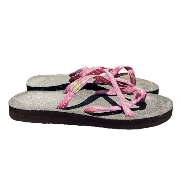 Teva Shoes - Teva Sandals Olowahu Strappy Lightweight, quick dry, womens size 9